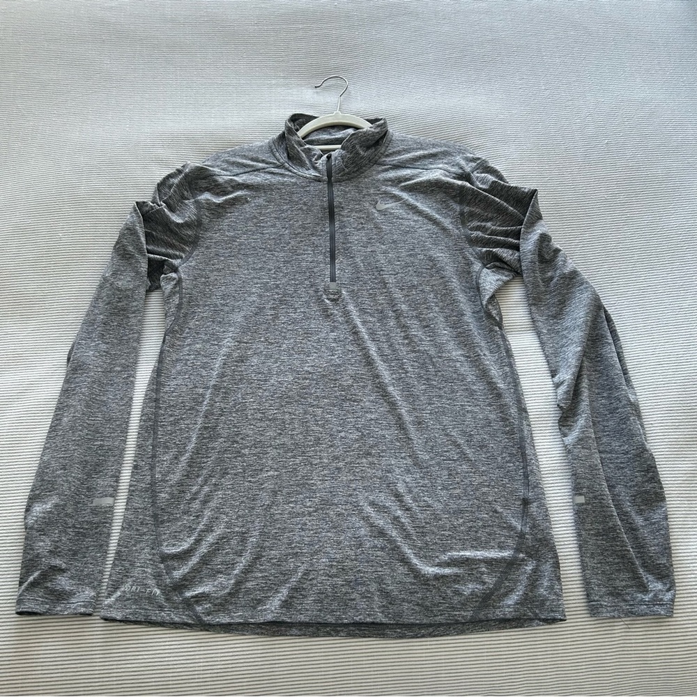Nike Quarter Zip Size Medium